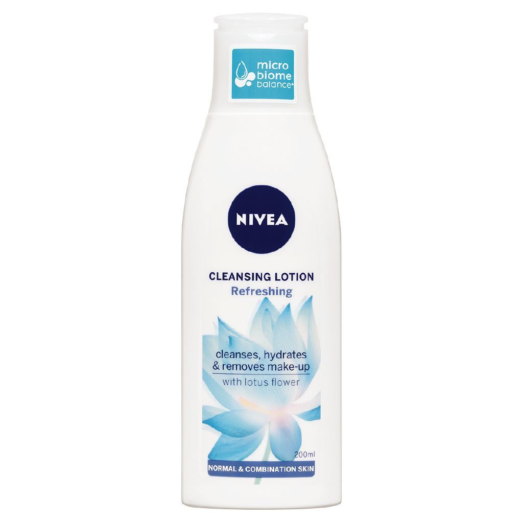 NIVEA Daily Essentials Refreshing Cleansing Lotion 200mL