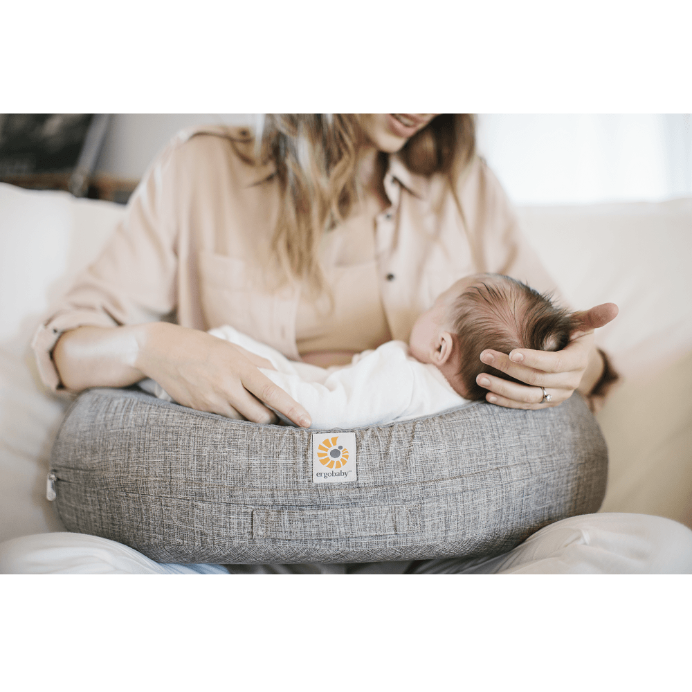 Ergobaby nursing online pillow nz