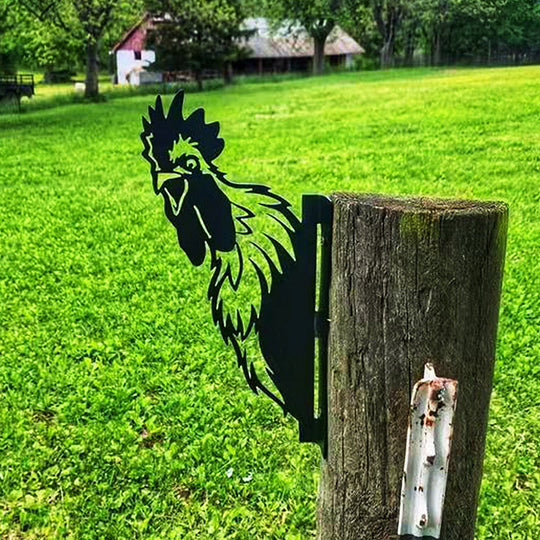 Funny Farm Metal Art Outdoor Decor - Chicken